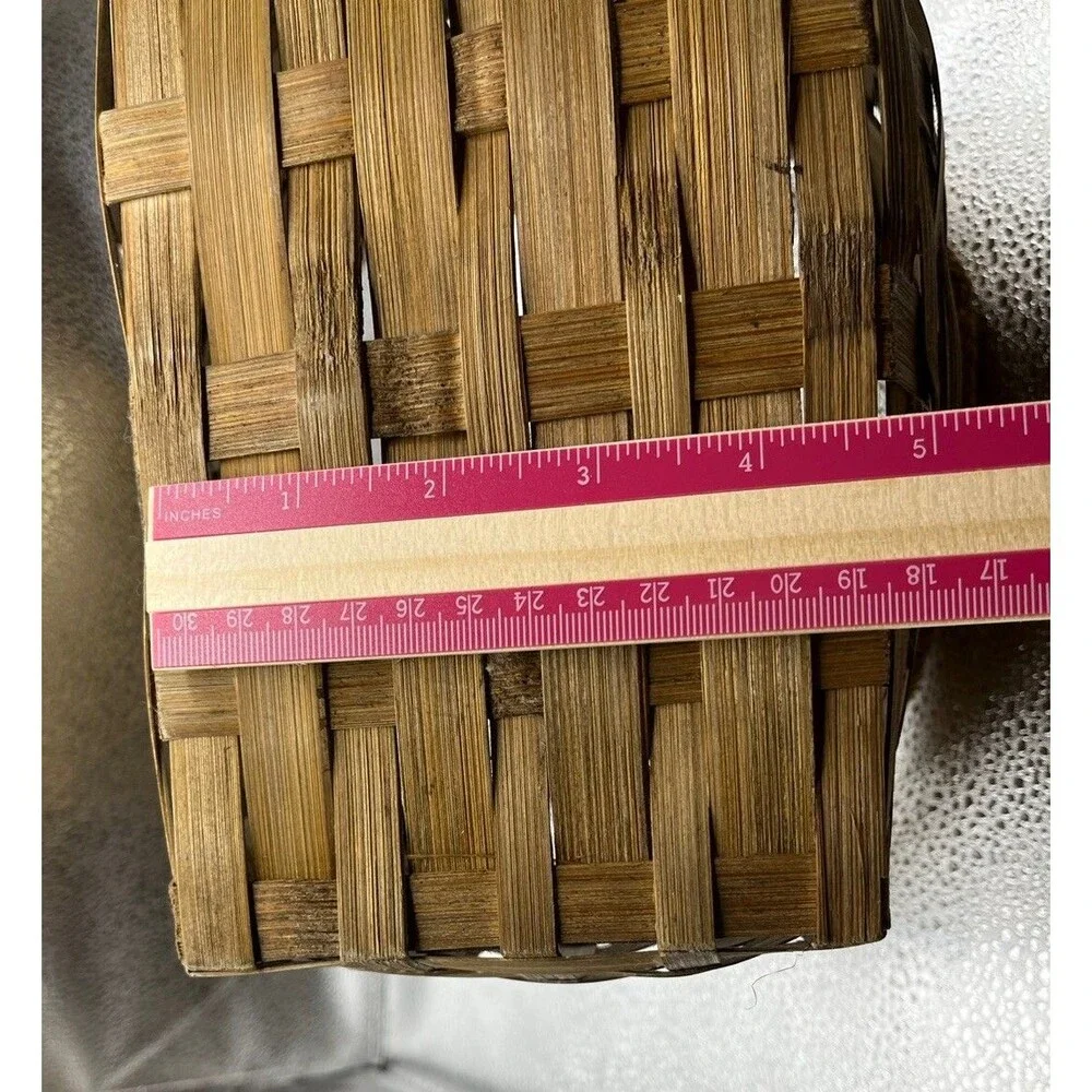 8 Inch Stenciled Basket Burlap Lined Edge And Handles. “Garlic”